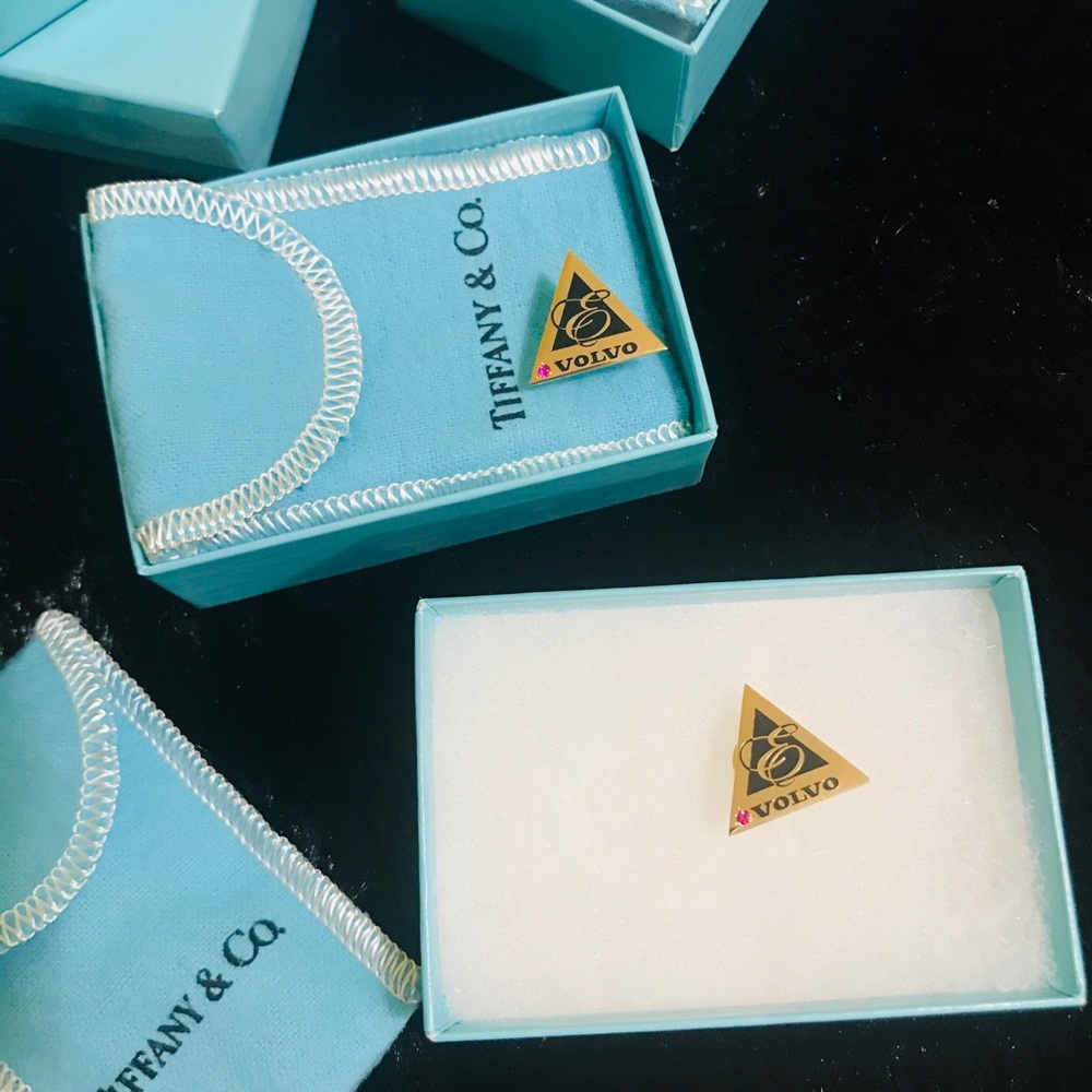 Tiffany & Co. rare Volvo pin gem tie tack- 4 left - Picture 4 of 9